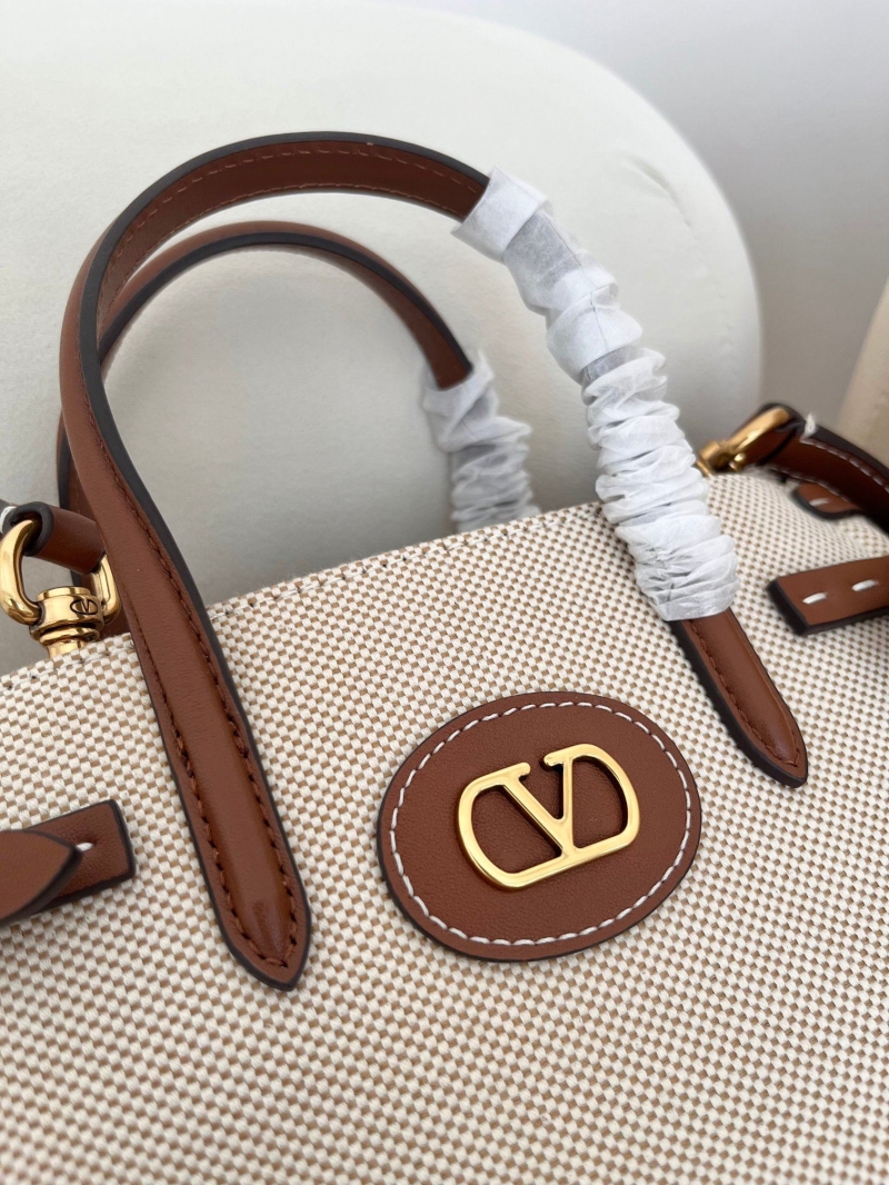 Va1e*ntin0 top handle bag